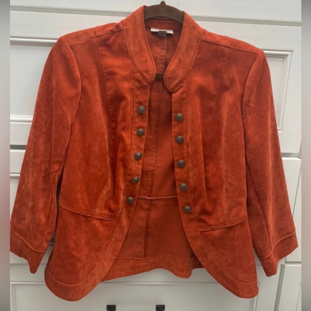 Military blazer/jacket, size Small. Orange brown color. Three quarter sleeve.